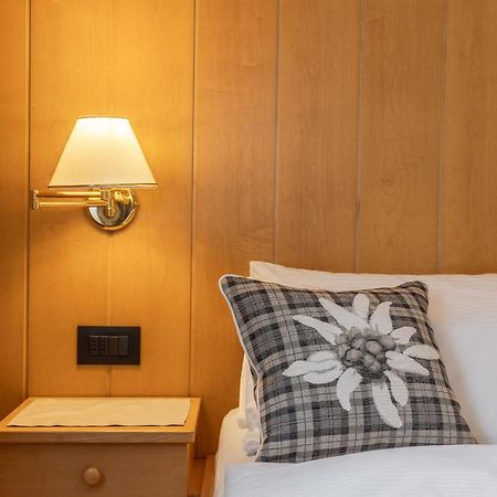 Villa Resi B&B Corvara In Badia Eksteriør billede