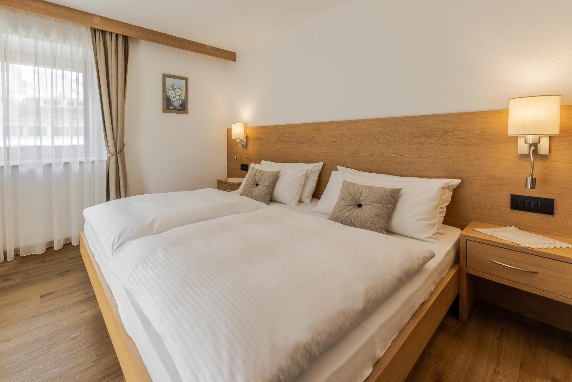 Villa Resi B&B Corvara In Badia Eksteriør billede